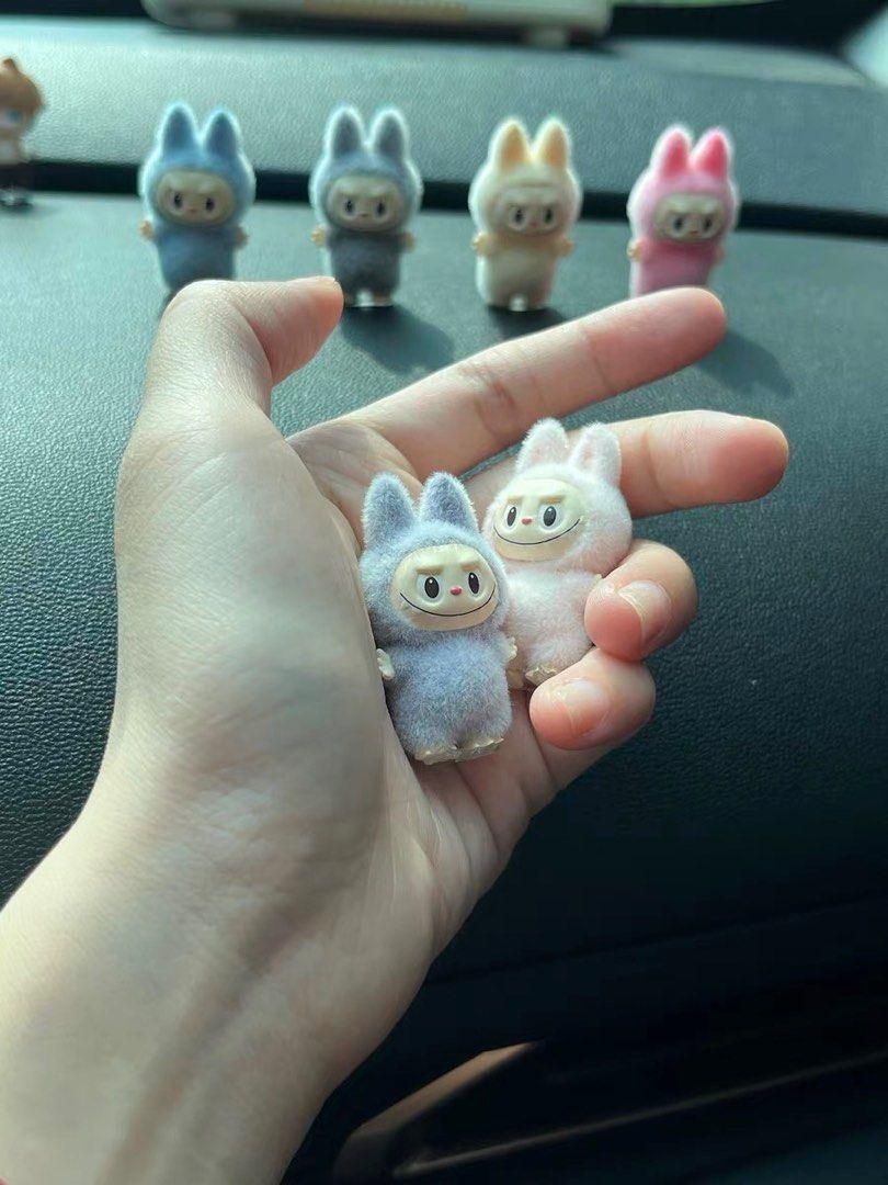 Trendy Labubu Mini Car Dashboard ( Pack of 4 ) - ᴘᴜɴᴊᴀʙ ꜰᴜꜱɪᴏɴ