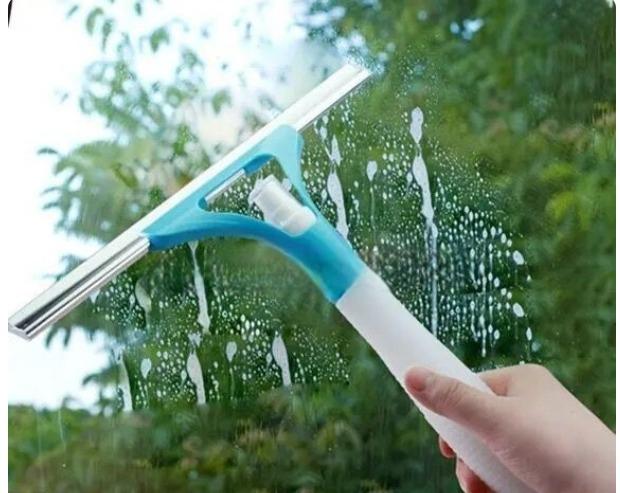 Rubber and Aluminum Wiper with Water Sprayer Tool - ᴘᴜɴᴊᴀʙ ꜰᴜꜱɪᴏɴ