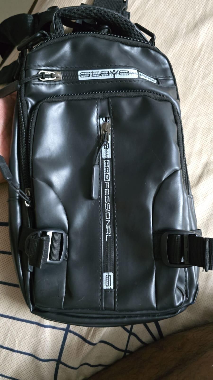 Sling Bag with USB Charging Port - ᴘᴜɴᴊᴀʙ ꜰᴜꜱɪᴏɴ