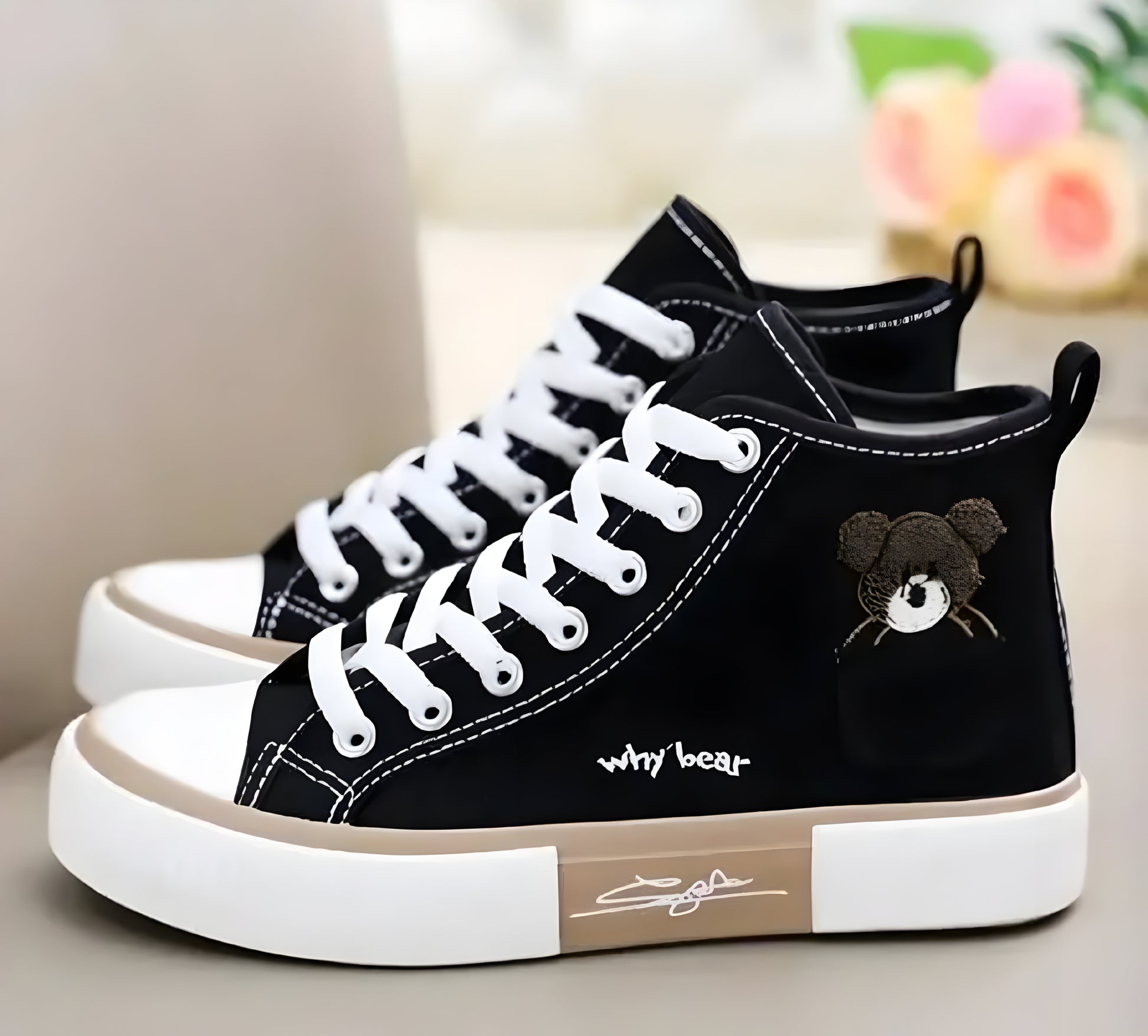 Trendy Black Canvas High-Top Sneakers for Women & Girls - ᴘᴜɴᴊᴀʙ ꜰᴜꜱɪᴏɴ